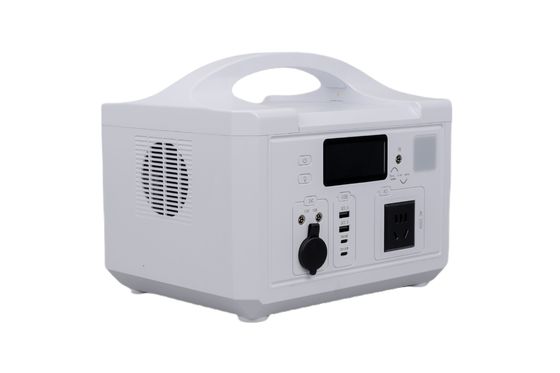Carregamento rápido PD30W QC3.0 Recarregamento cilíndrico LifePO4 Bateria Estação de energia móvel com BMS para suprimento de energia solar