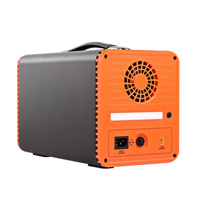 220V / 110V carregamento rápido dentro de 2,5 horas MPPR suporte estação de energia portátil com APP / Bluetooth para apagão exterior